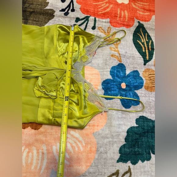 Like NEW Karen Millen Lime Green Silk Ruffle Mini Dress - Picture 5 of 8
